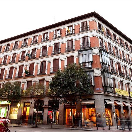 Hostal Sil & Serranos Madrid Eksteriør bilde